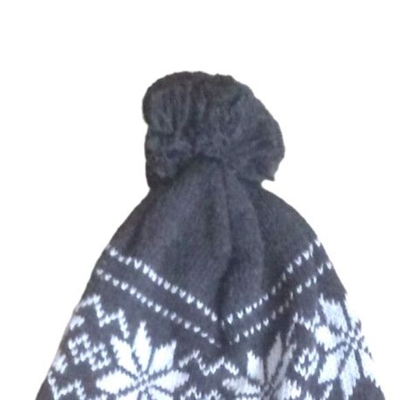girls one size OS charcoal gray knitted snowflake winter beanie pom-pom hat - Picture 4 of 5